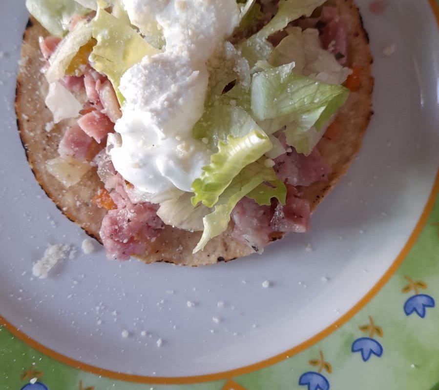 Tostadas de queso de puerco