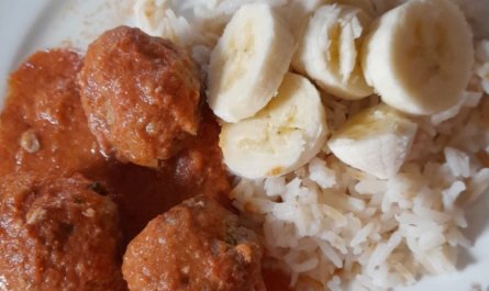 Albondigas con chipotle