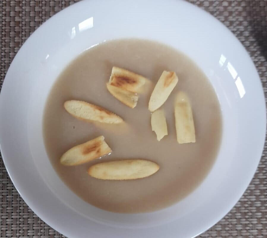 Sopa de poro y papa